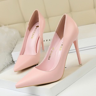 Fashionable high heels stiletto heels with extremely high heels, sexy shoes low-cut pointed-toe, Korean style, simple and elegant design, visually slimming